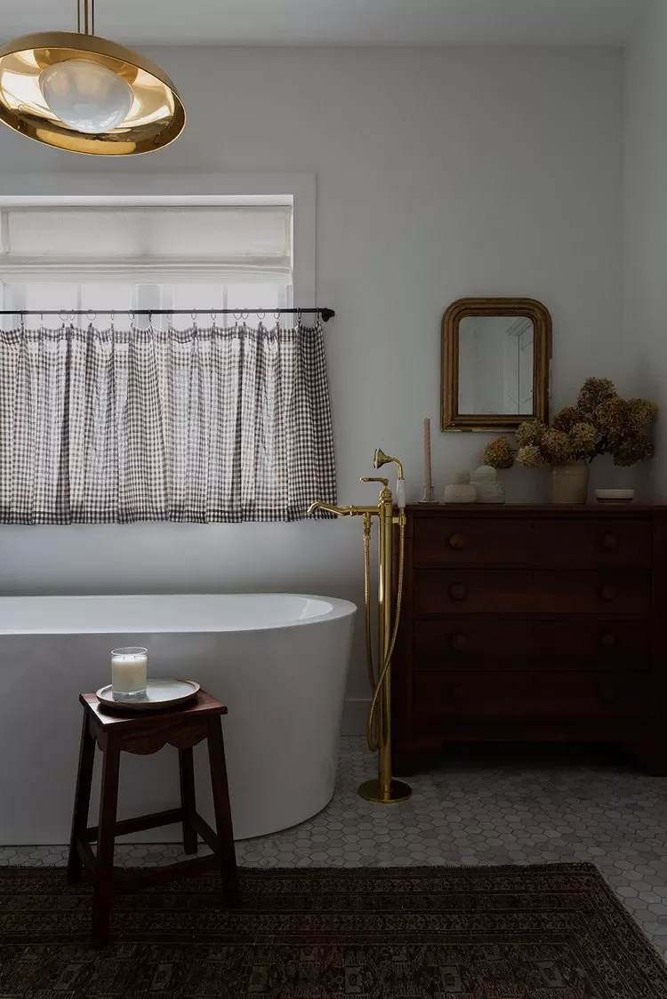 74 Amazing Bathroom Decorating Ideas That Will Transform Your Space 48 An Antique Dresser