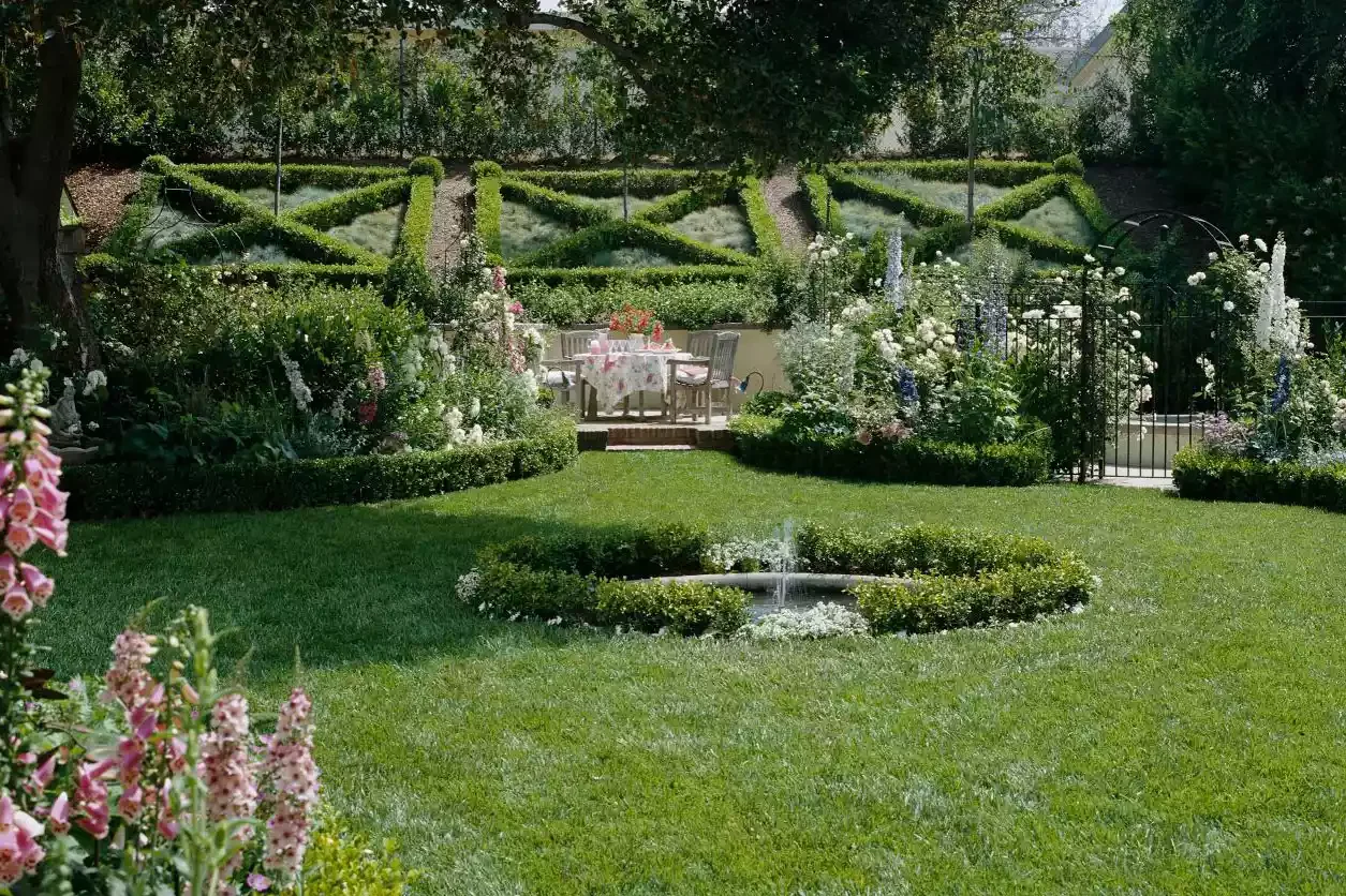 An Elegant Water Feature