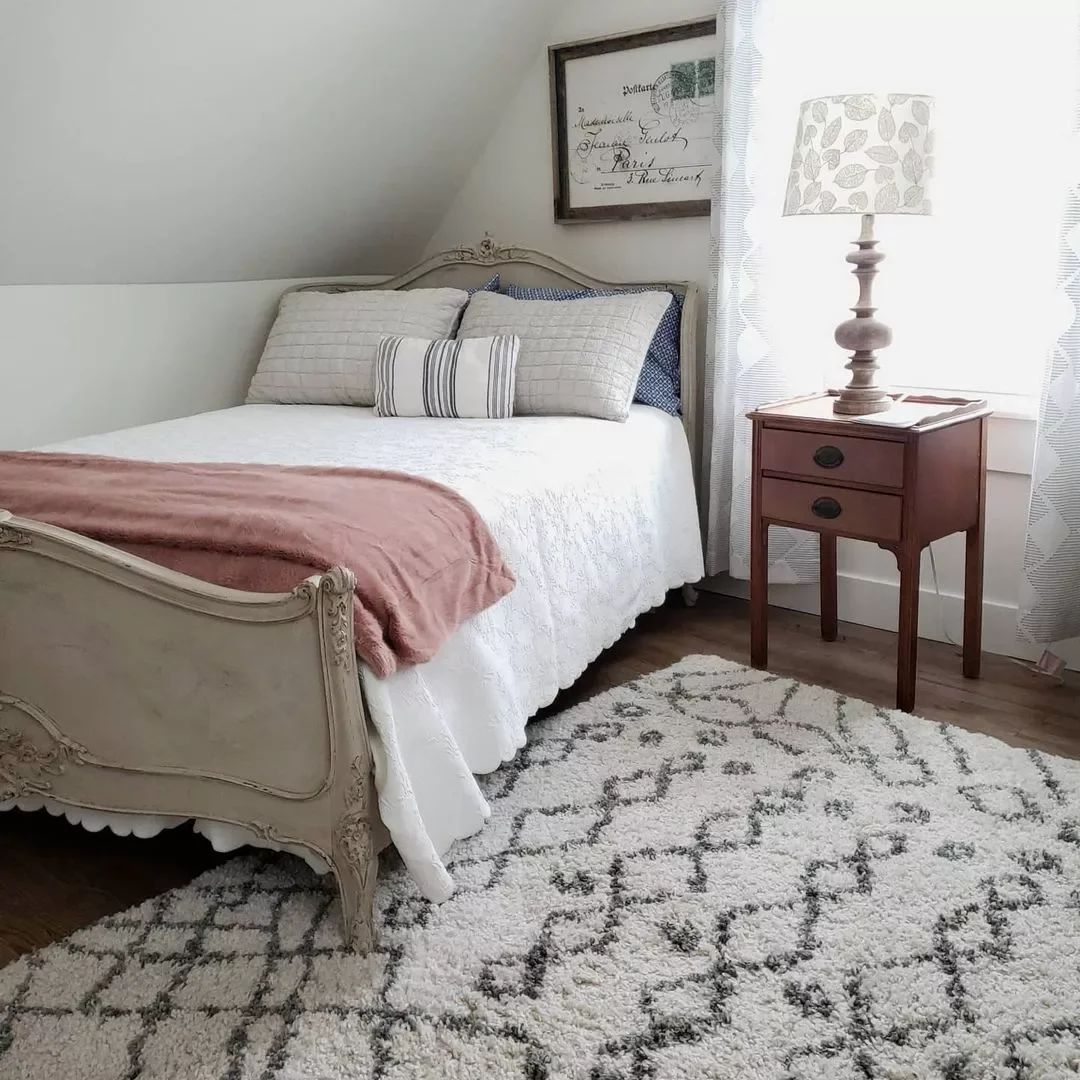 30 Brilliant Ways to Transform Your Small Attic Space With Low Ceilings 15 Angle Your Bed