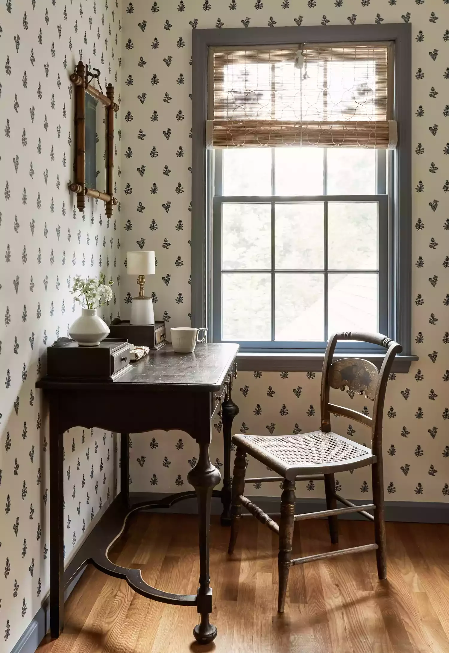 70 Creative Home Office Ideas to Design Your Perfect Workspace Antique Home Office Desk