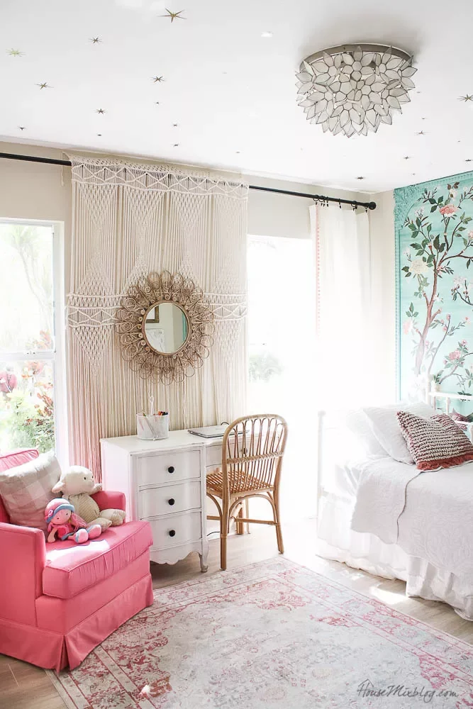 15 Budget-Friendly Ceiling Transformations That Look Like a Million Bucks 15 Apply Some Decals