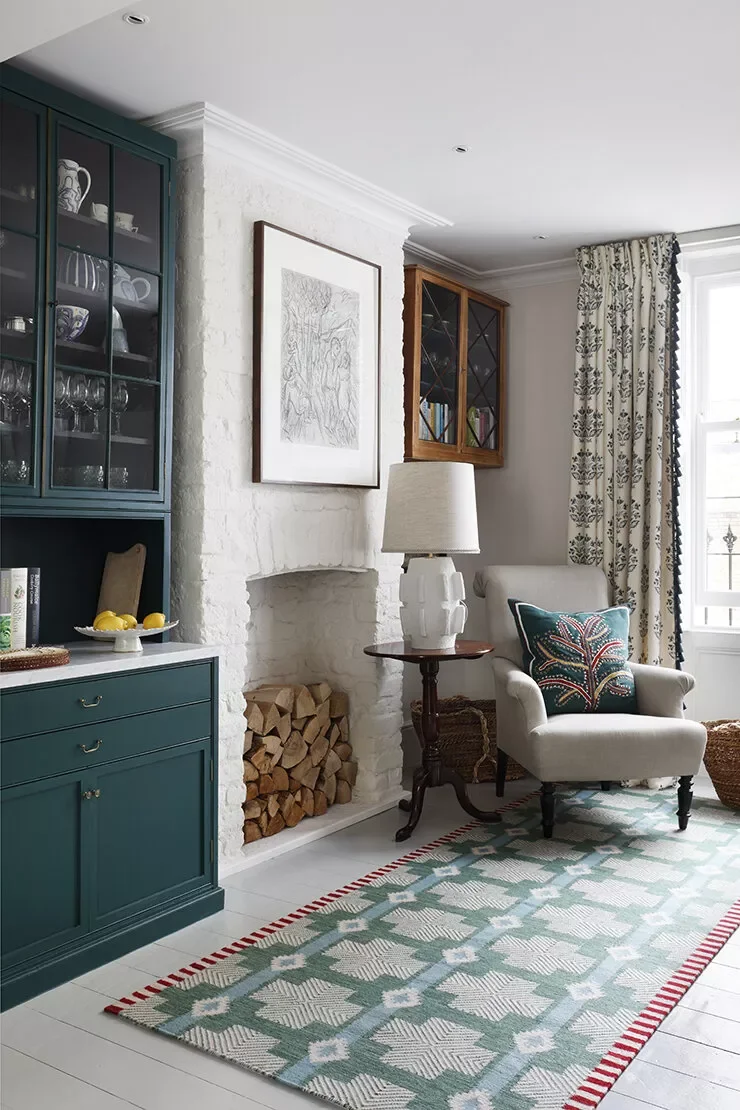 12 Fall Decorating Ideas That Match Your Zodiac Sign Perfectly Aquarius: Try a Unique Fall Color Scheme