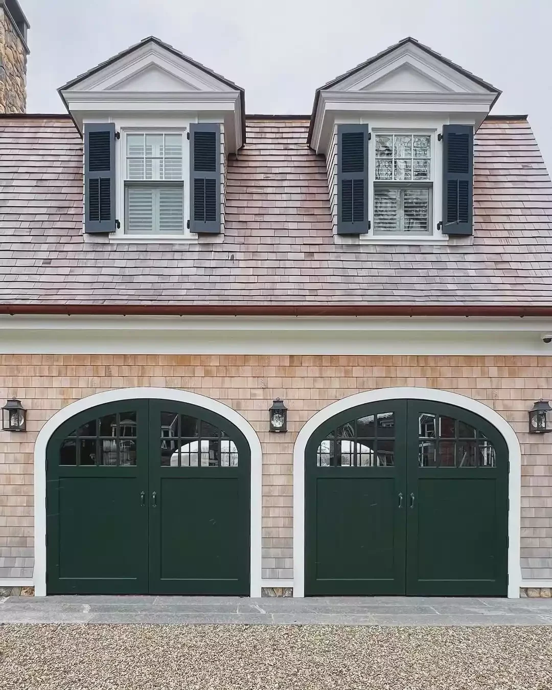 52 Stunning Garage Door Ideas That Will Transform Your Home's Curb Appeal Arched Carriage Doors