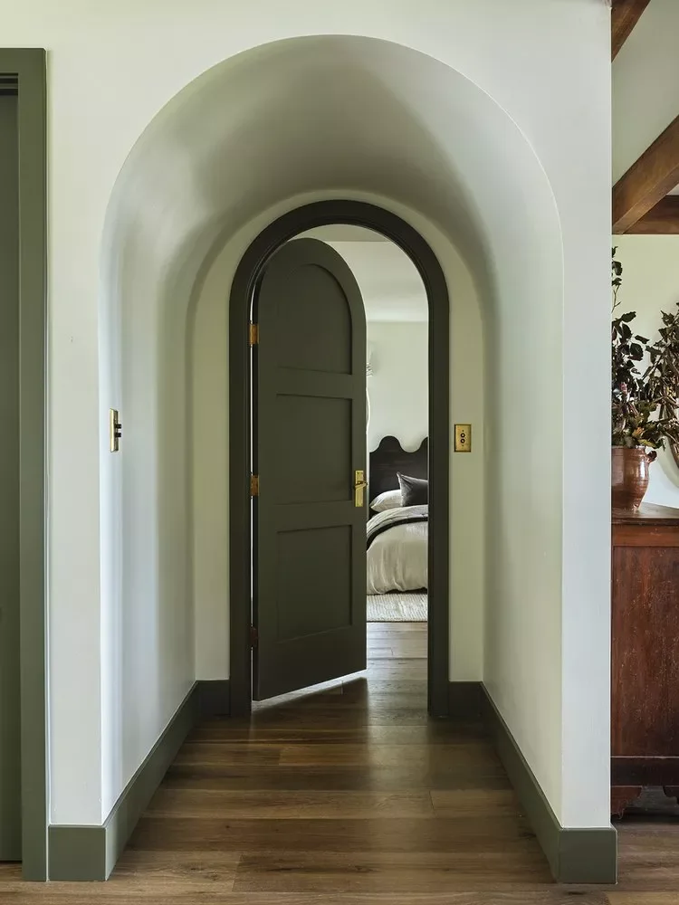 17 Stunning Door Trim Ideas That Transform Any Room with Elegant Detail 7 Arched Door Trim