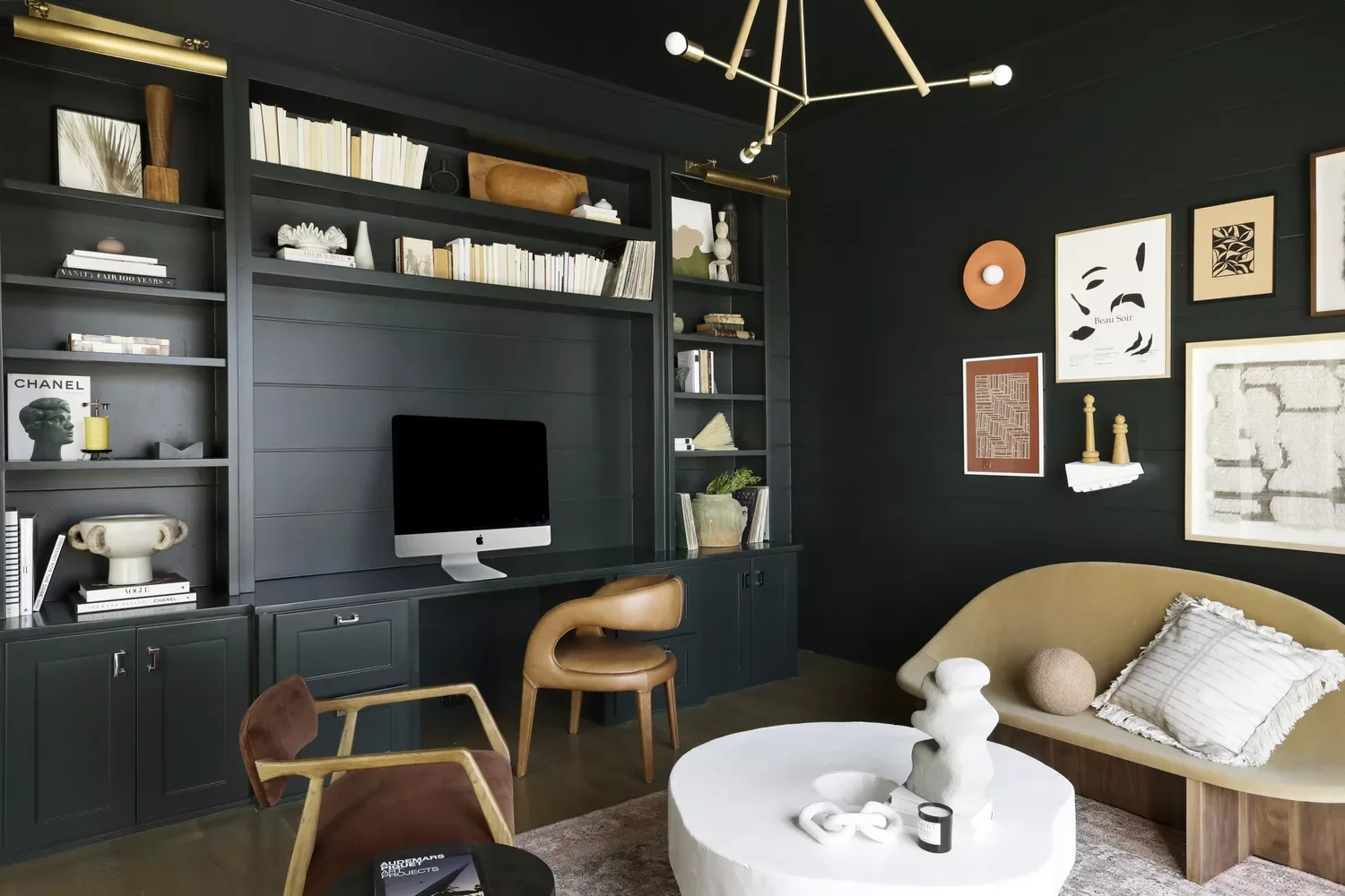 67 Stylish Modern Home Office Ideas That Make Working From Home a Joy Arrange a Gallery Wall