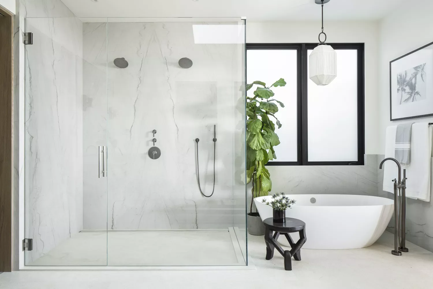35 Stunning Minimalist Bathroom Ideas That Will Transform Your Space 5 Art Gallery Photos
