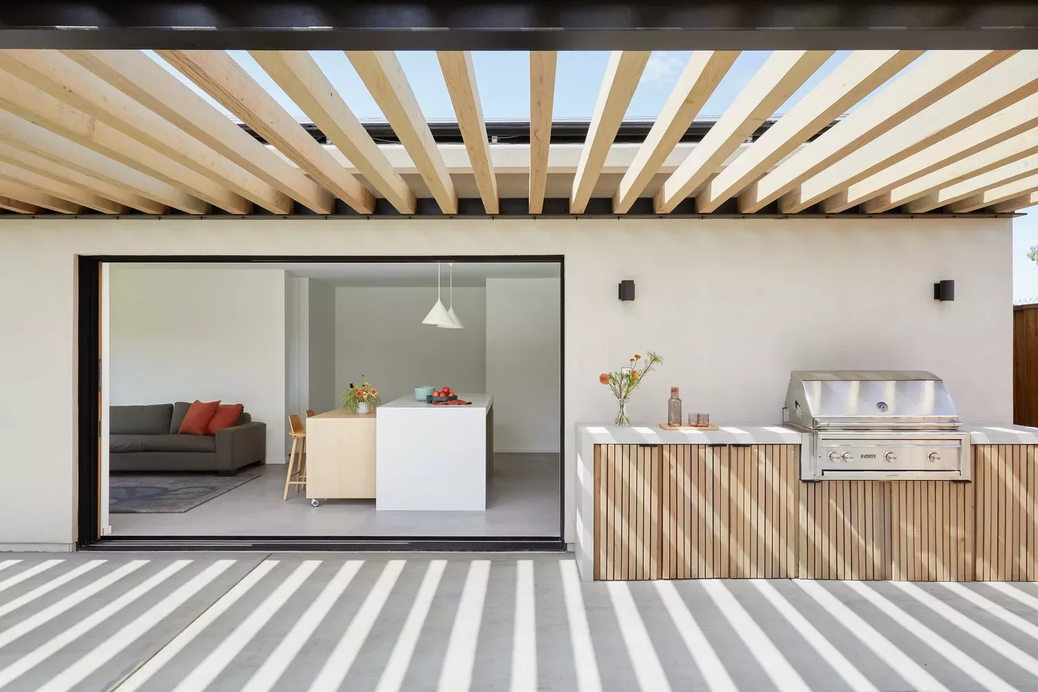 20 Stunning Modern Pergola Designs That'll Transform Your Outdoor Living Space 9 Attached Pergola