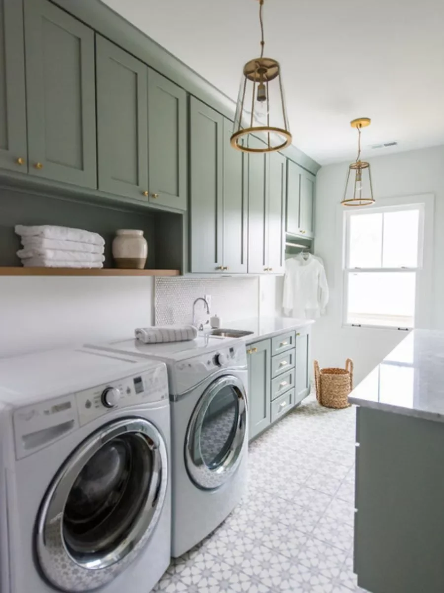 30+ Stunning Tile Ideas That Will Transform Your Laundry Room Backsplash