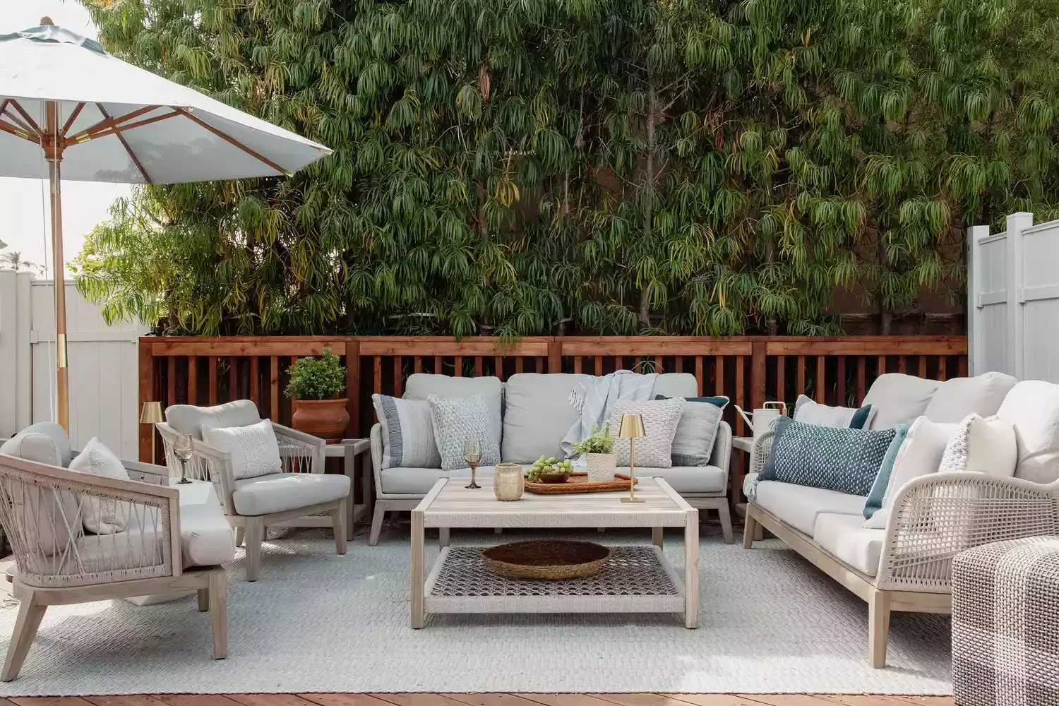 57 Stunning Backyard Transformation Ideas to Create Your Perfect Outdoor Retreat Backyard Deck Seating Area