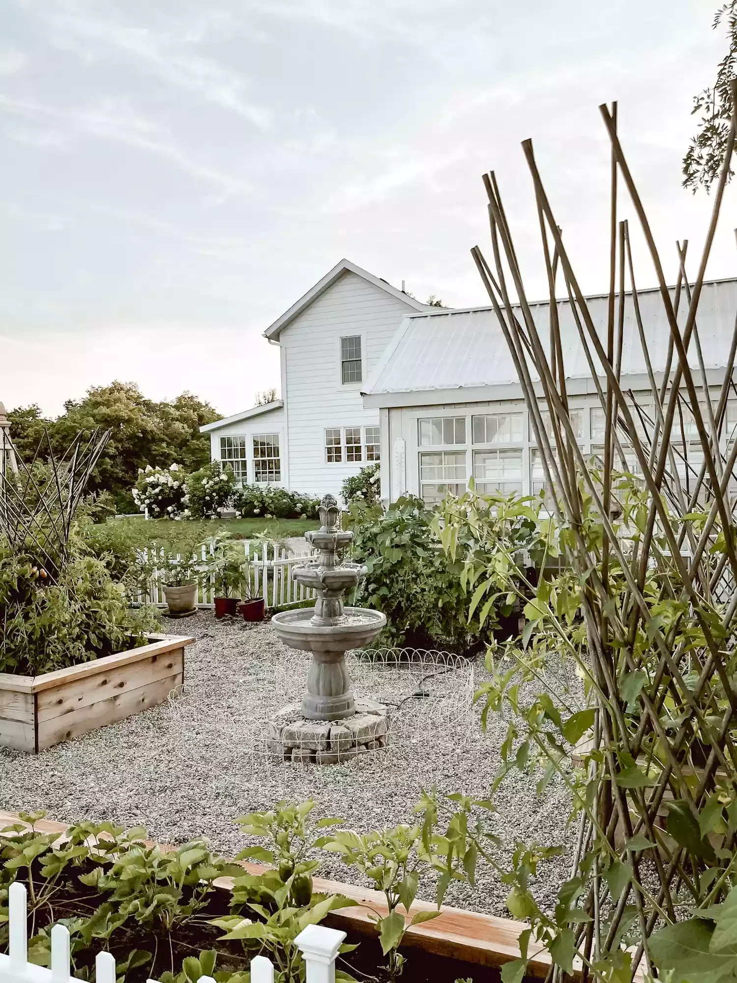 23 Stunning Backyard Water Features That Create Pure Magic Backyard Garden Fountain
