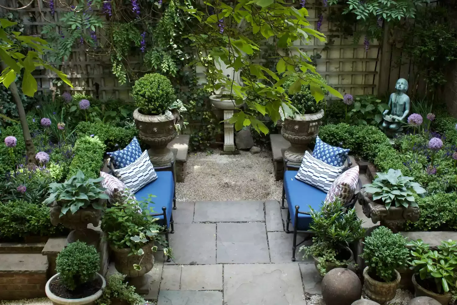 23 Stunning Backyard Water Features That Create Pure Magic Backyard Patio Fountain