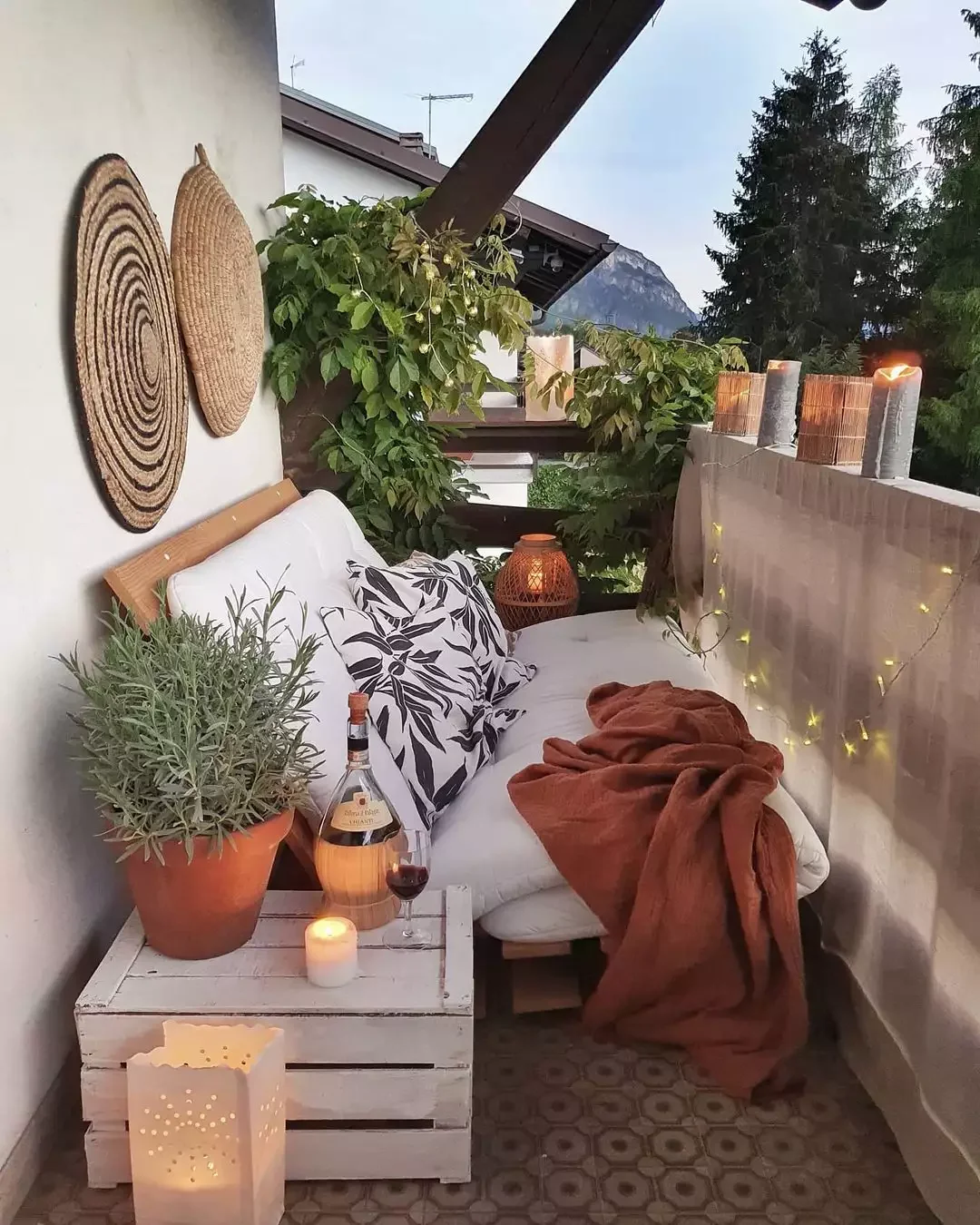 26 Outdoor Privacy Screen Ideas That Create a Private Sanctuary Balcony Privacy Screen