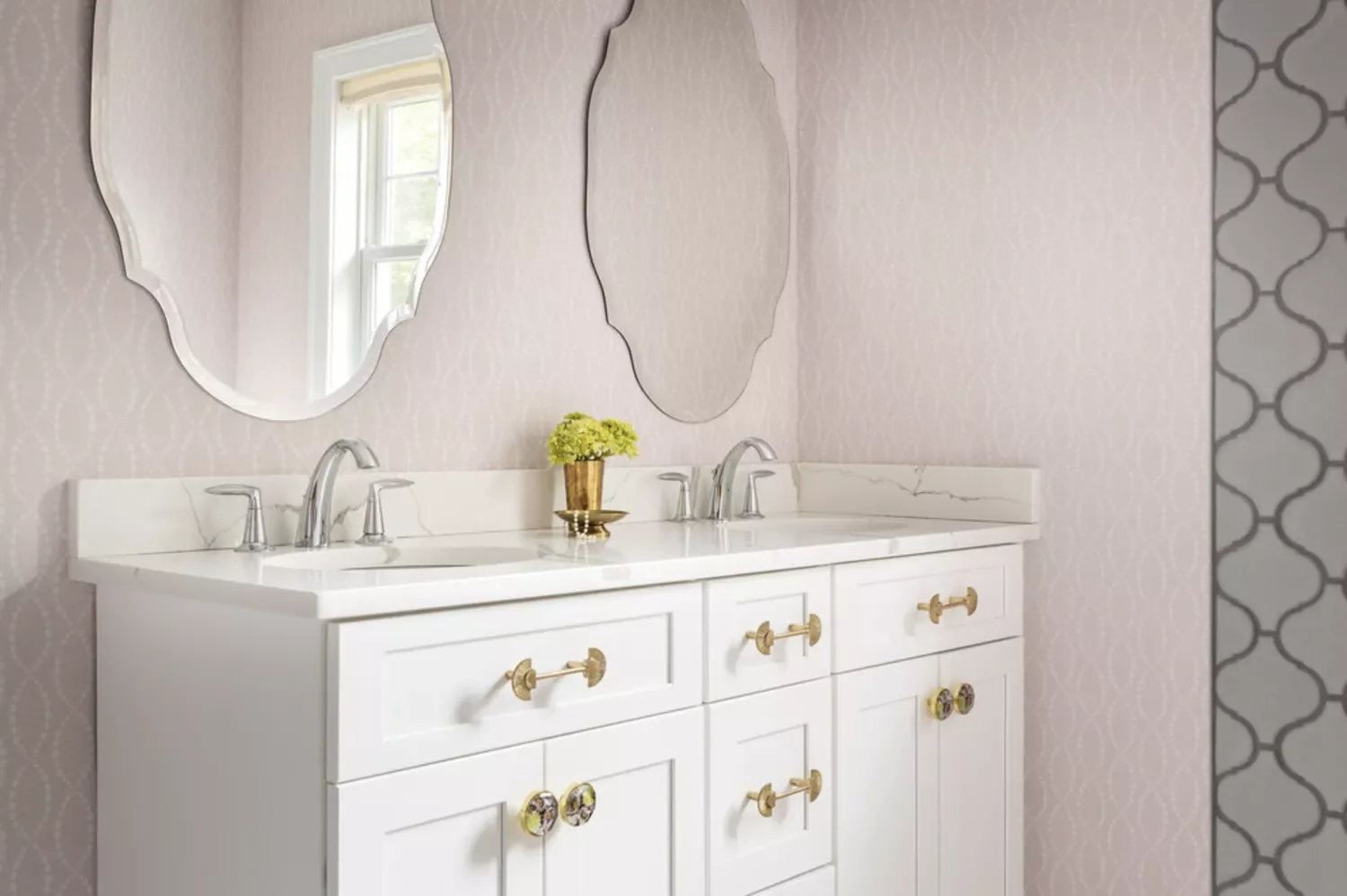 42 Bold Bathroom Color Ideas That Transform Small Spaces Into Stunning Retreats 41 Ballet Slipper Pink