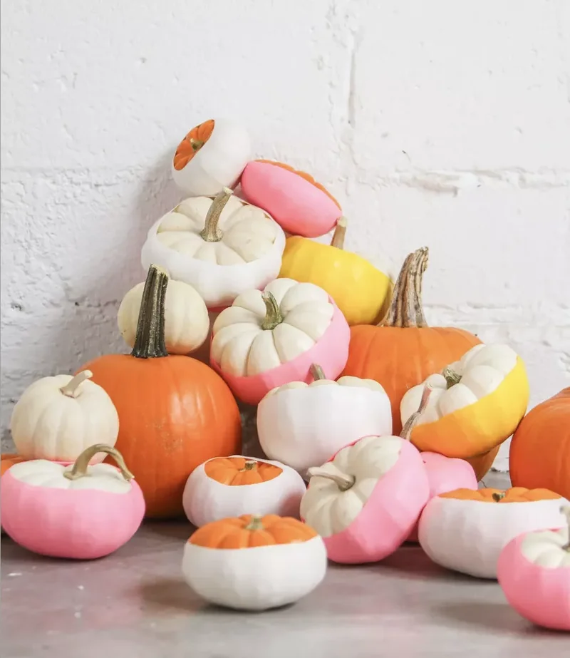 90 Creative Pumpkin Decorating Ideas to Try This Season 37 Ballon Dipped Pumpkin