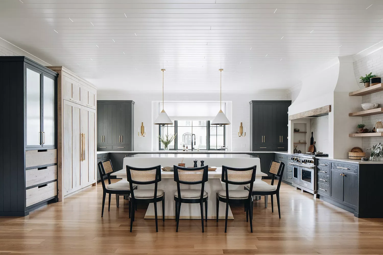 33 Smart Kitchen Island Seating Ideas to Streamline Your Busy Days Banquette Island Seating