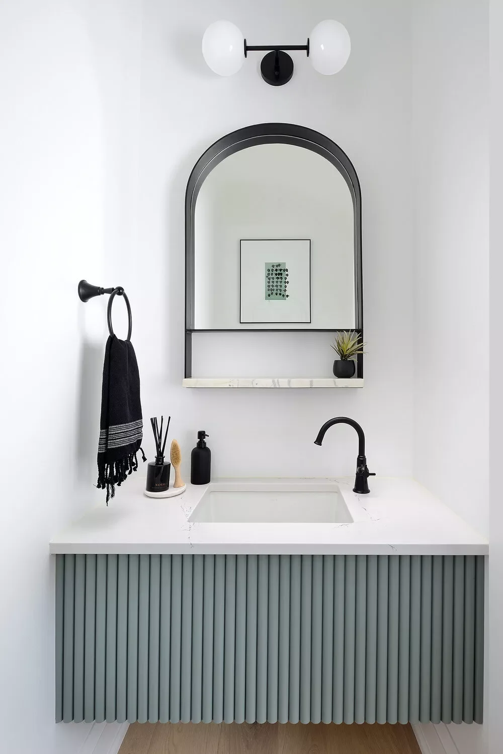 25 Bathroom Mirror Ideas That Make Any Space Feel Massive Bathroom Mirror With Shelf
