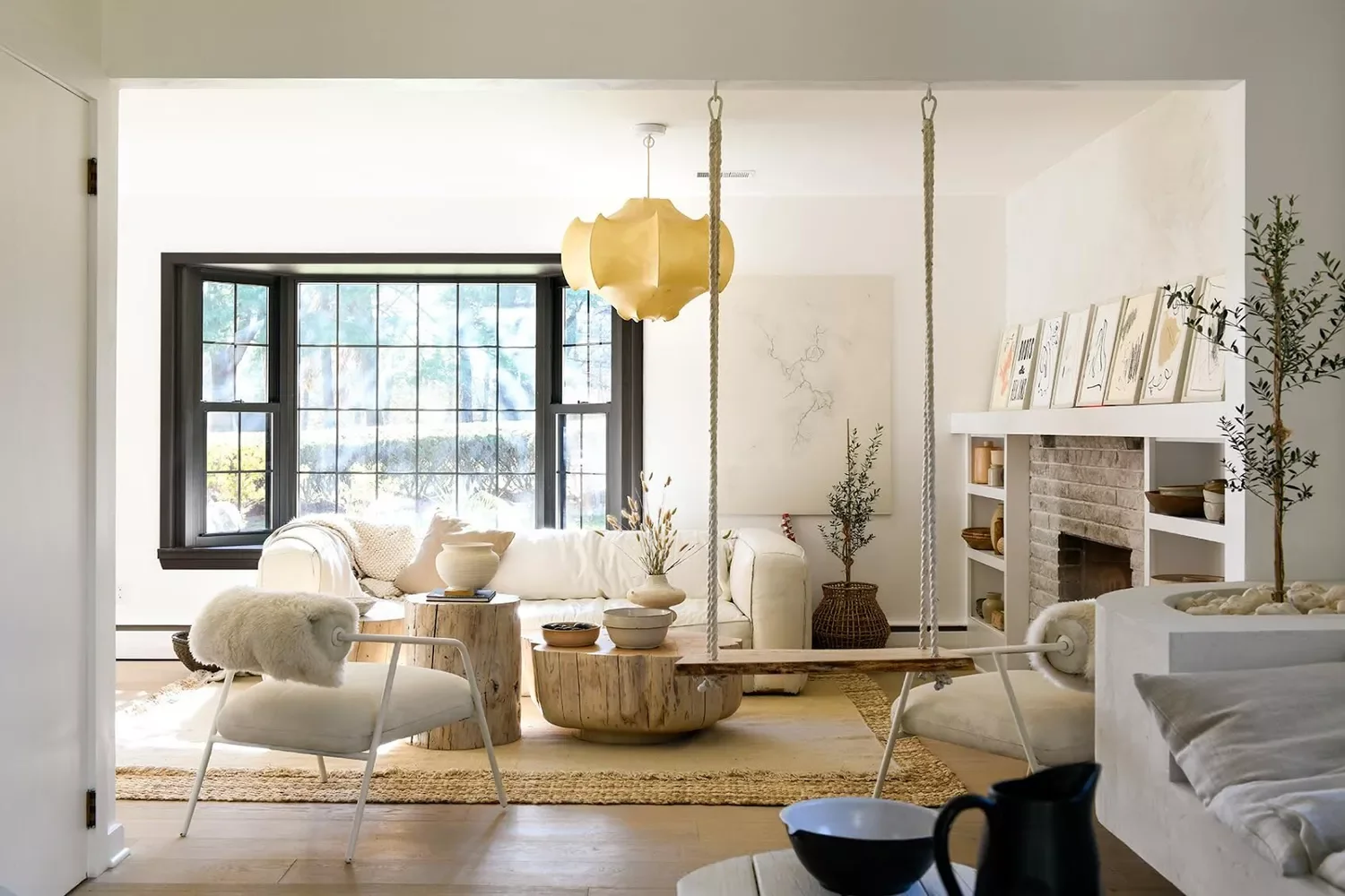 21 Creative Window Trim Ideas to Transform Your Room's Style 4 Bay Window Trim