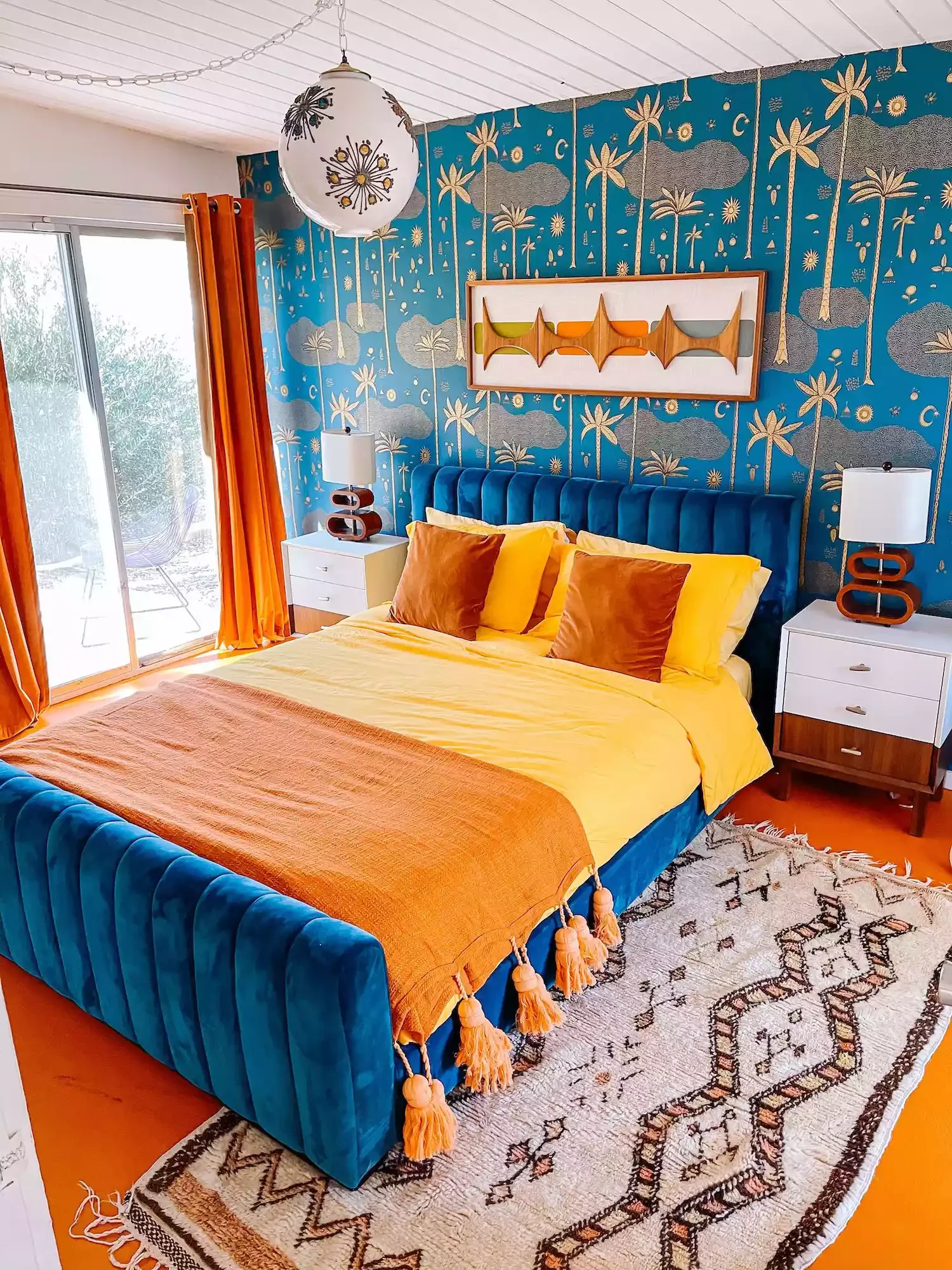 24 Sunny Yellow Bedroom Ideas to Brighten Your Space 7 Be Bold