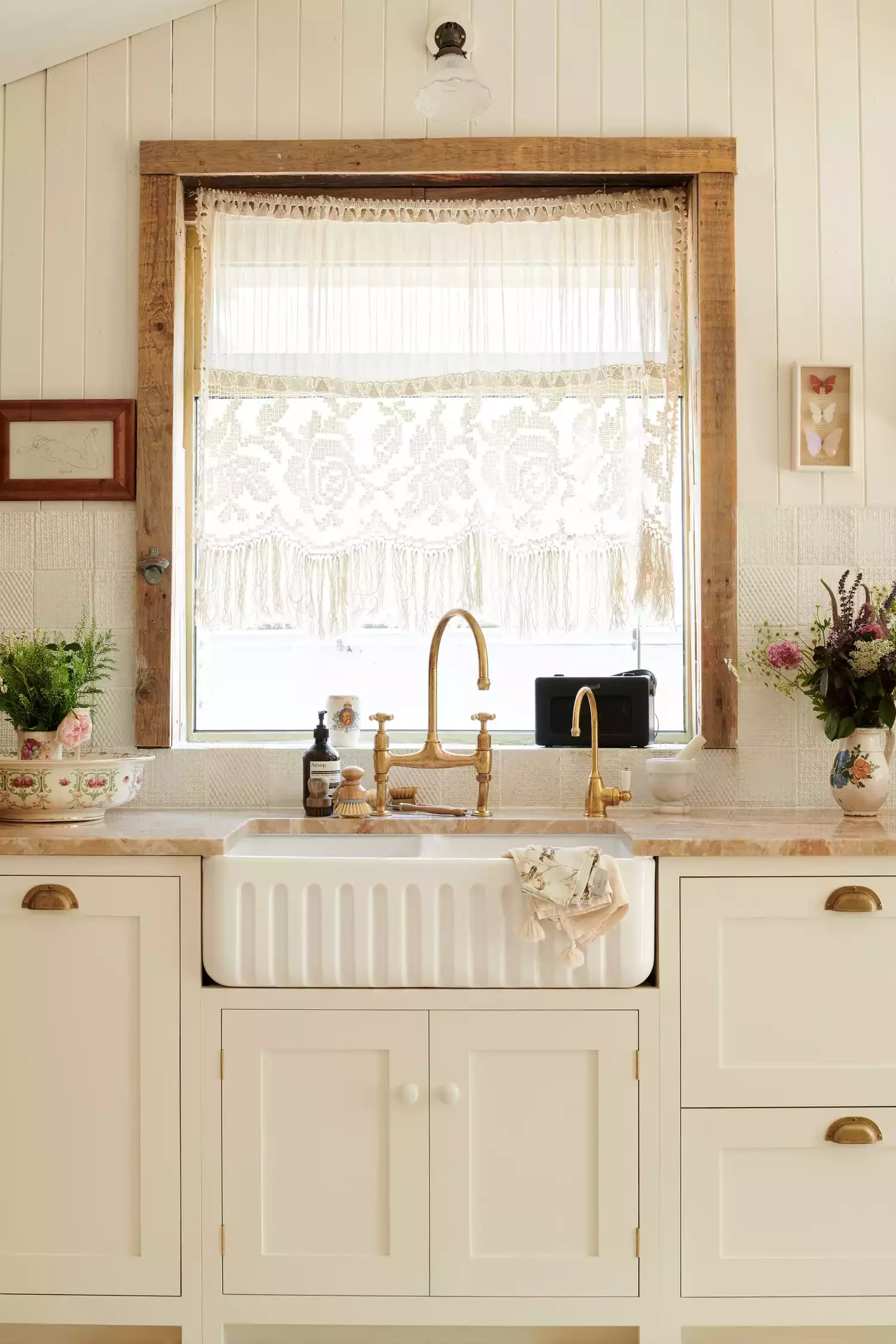 44 Beautiful Beadboard Kitchen Backsplash Ideas to Create Your Dream Cooking Space 8 Beadboard and Textured Tile