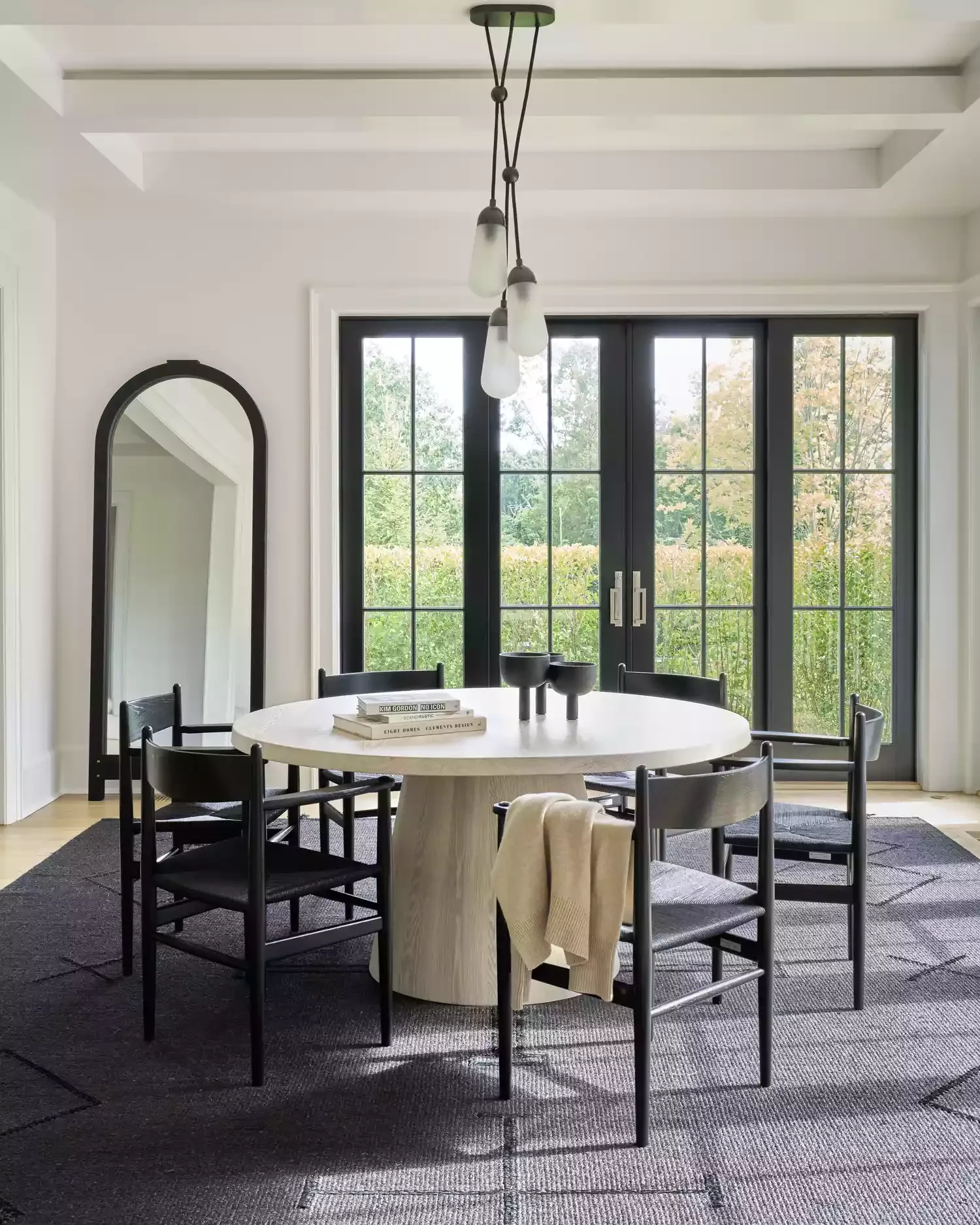 35 Stunning Black Door and White Trim Combinations That Create Perfect High-Contrast Drama 19 Black Doors White Trim