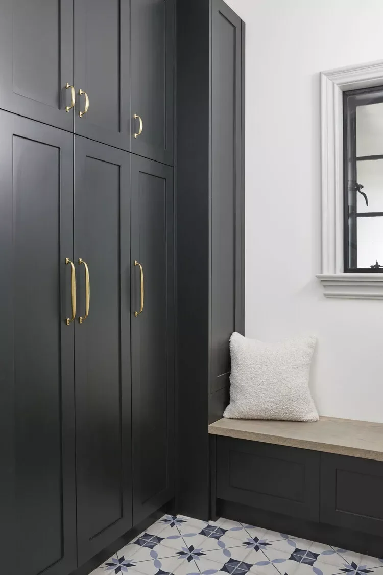 25 Stunning Mudroom Bench Ideas That Combine Style and Storage 4 Black Mudroom Bench With Storage