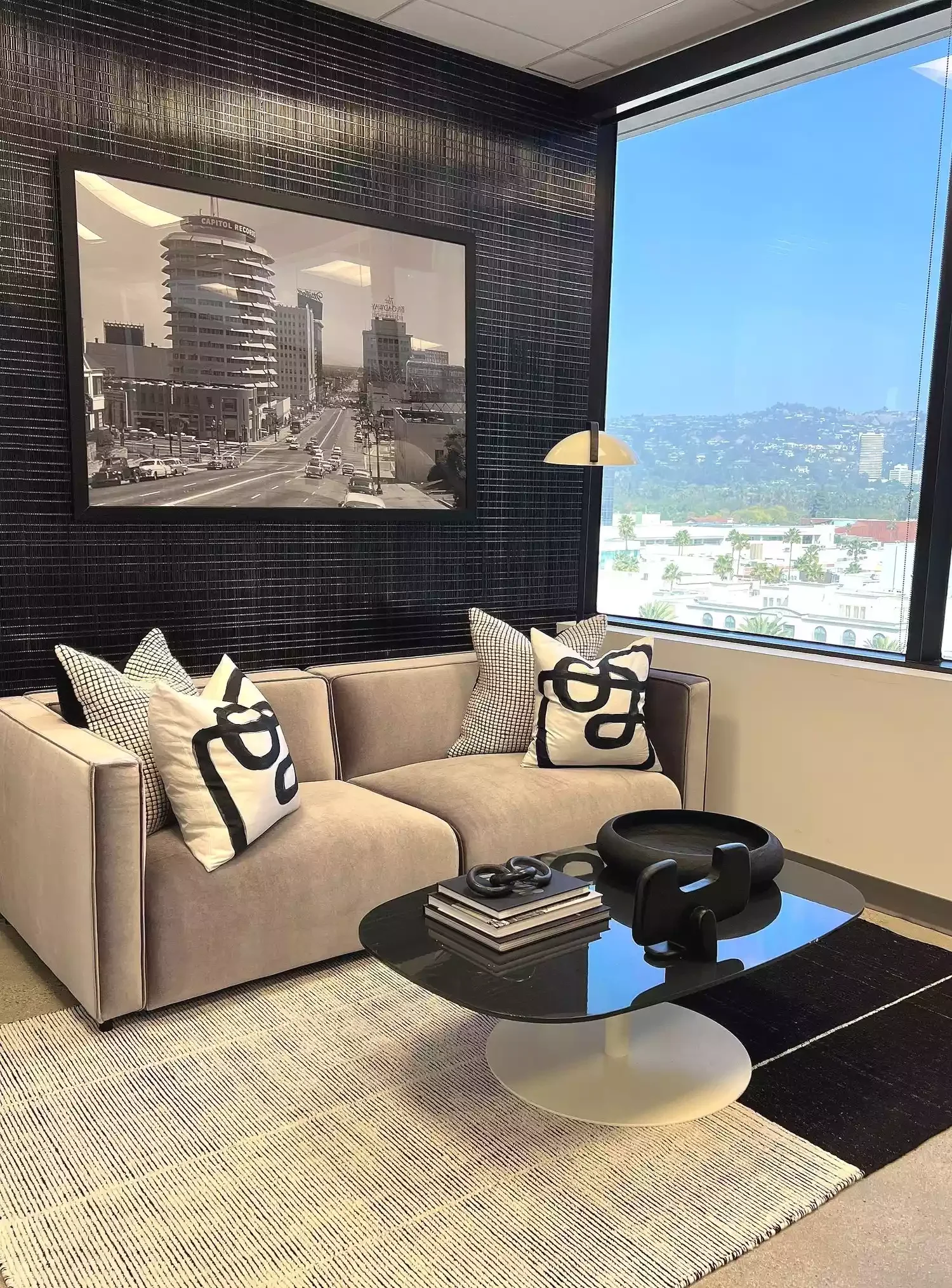 39 Bold Black Living Room Ideas That Will Transform Your Space Into Something Extraordinary 40 Black Textured Wallpaper