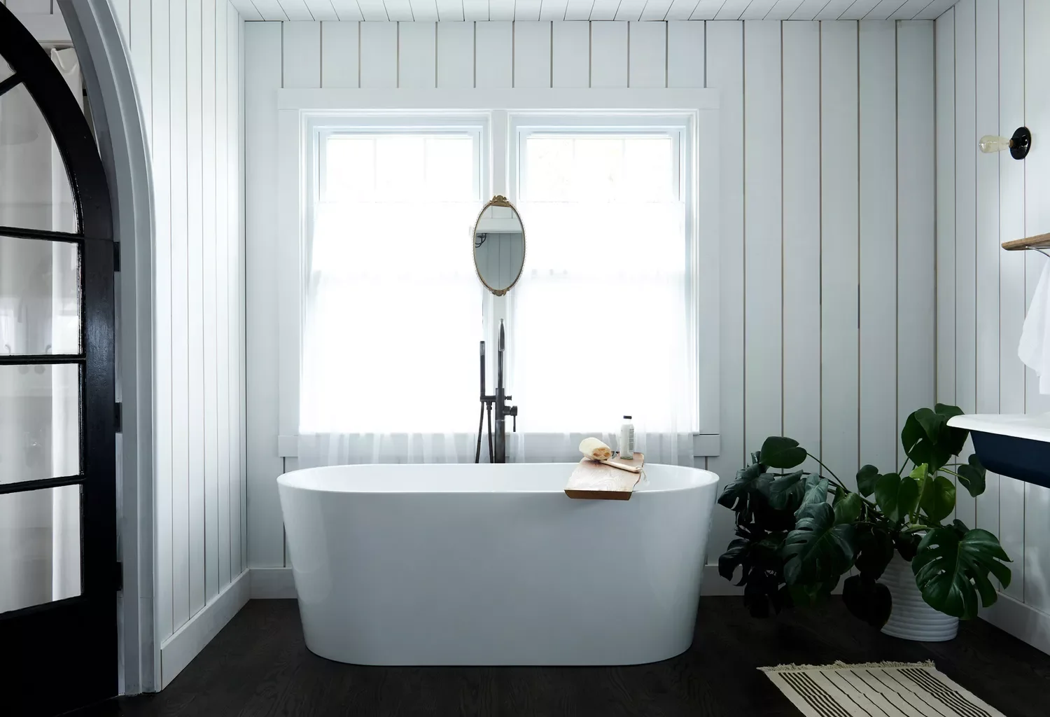 39 Stunning Shiplap Bathroom Design Ideas: From Farmhouse Charm to Modern Elegance 37 Black-and-White Bathroom