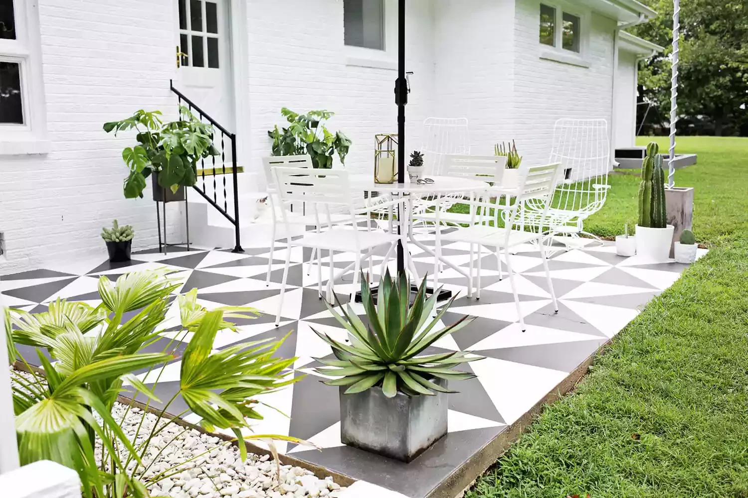 36 Stunning Concrete Patio Designs That Will Transform Your Outdoor Space 6 Black and White Concrete Patio
