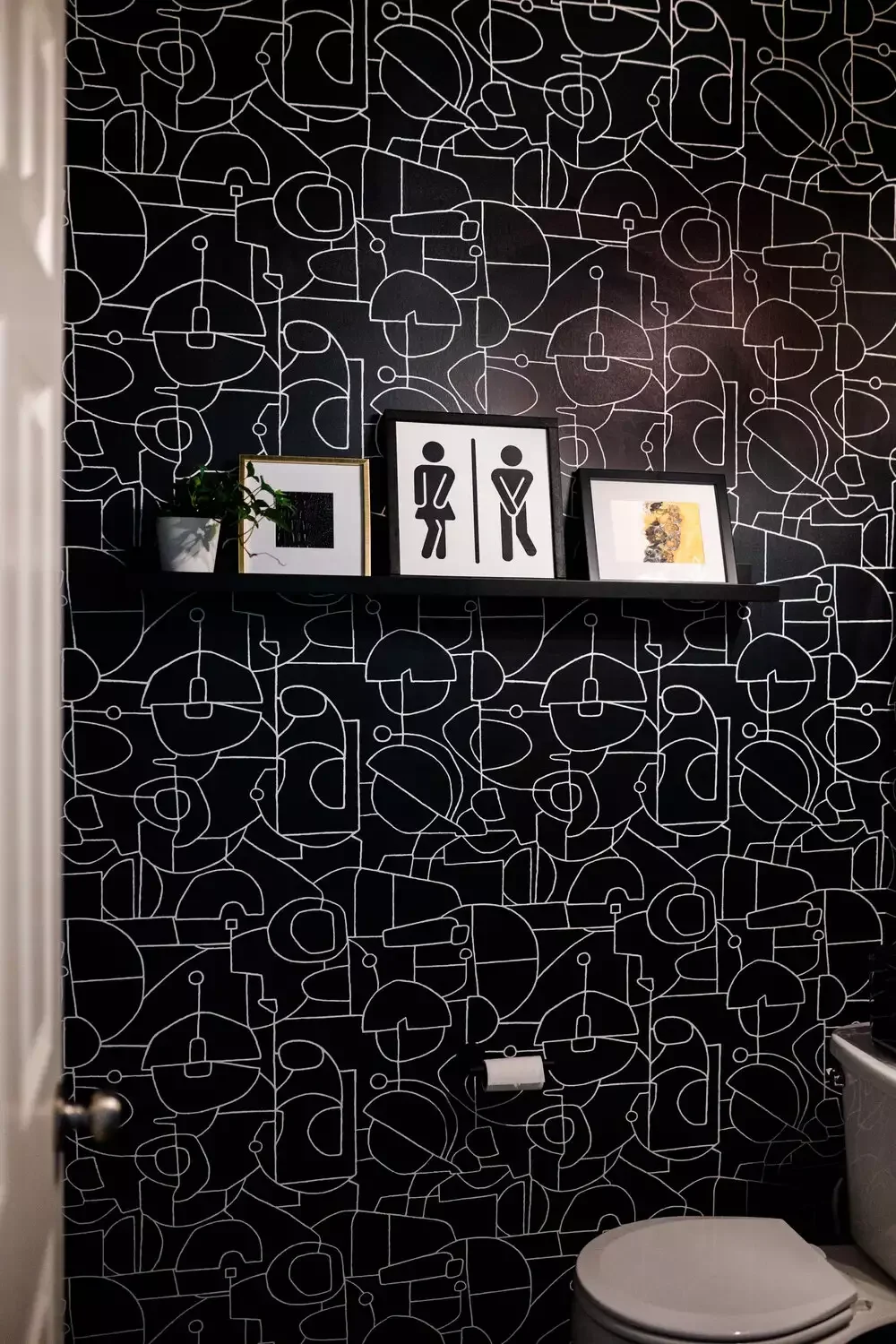 39 Stunning Bathroom Wallpaper Ideas That Will Transform Your Space 8 Black-and-White Wallpaper