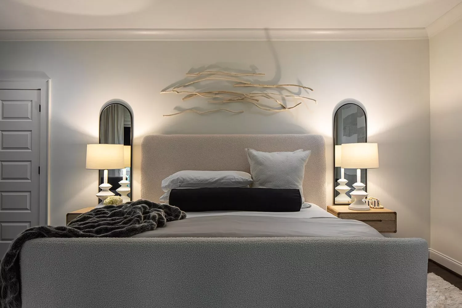 66 Creative Ways to Transform the Wall Above Your Bed Into a Stunning Focal Point Bleached Driftwood