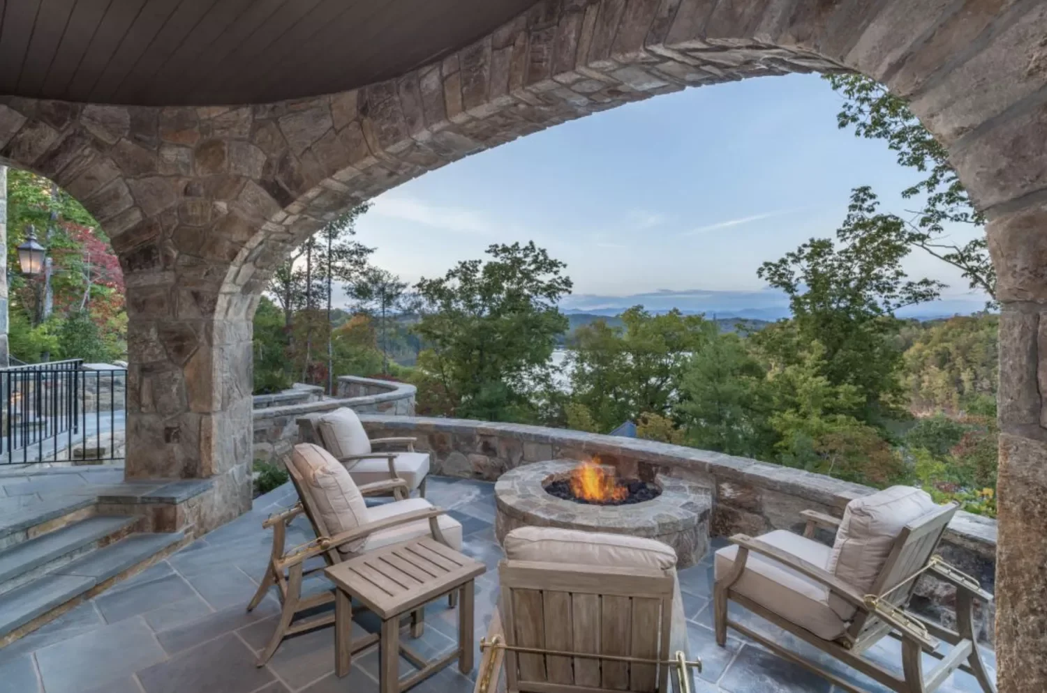21 Beautiful Stone Fire Pit Designs That Will Transform Your Backyard 14 Blue Ridge Built-In