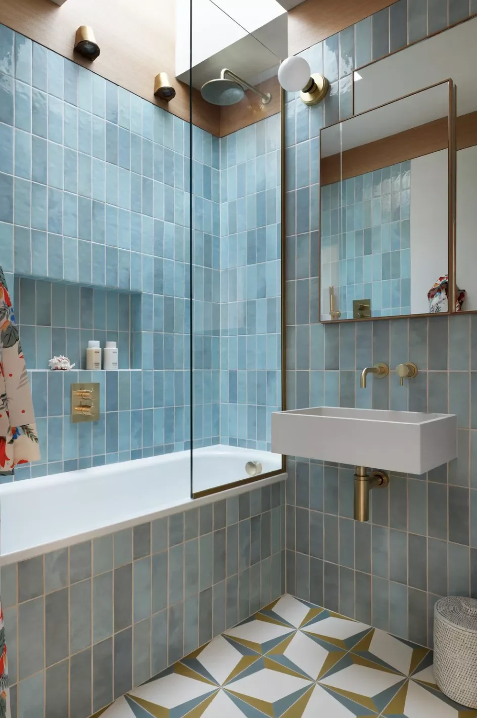 42 Bold Bathroom Color Ideas That Transform Small Spaces Into Stunning Retreats 12 Blue and Tan
