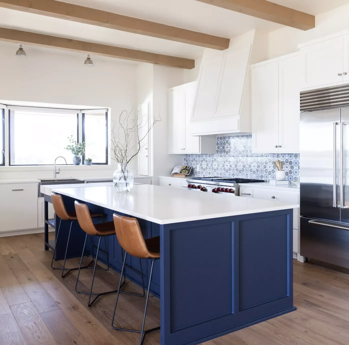 39 Modern Kitchen Design Ideas That Transform Your Home Blue and White Mediterranean-Inspired Kitchen
