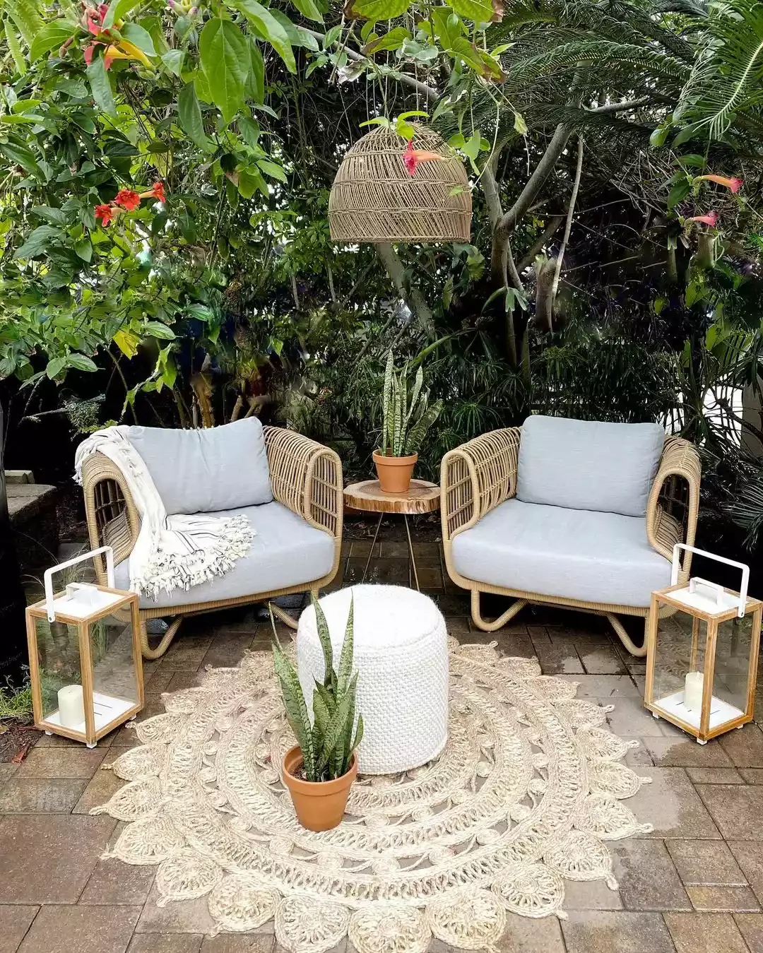41 Stunning Outdoor Lighting Ideas That Will Transform Your Yard Into a Magical Space 24 Boho-Style Pendant Light
