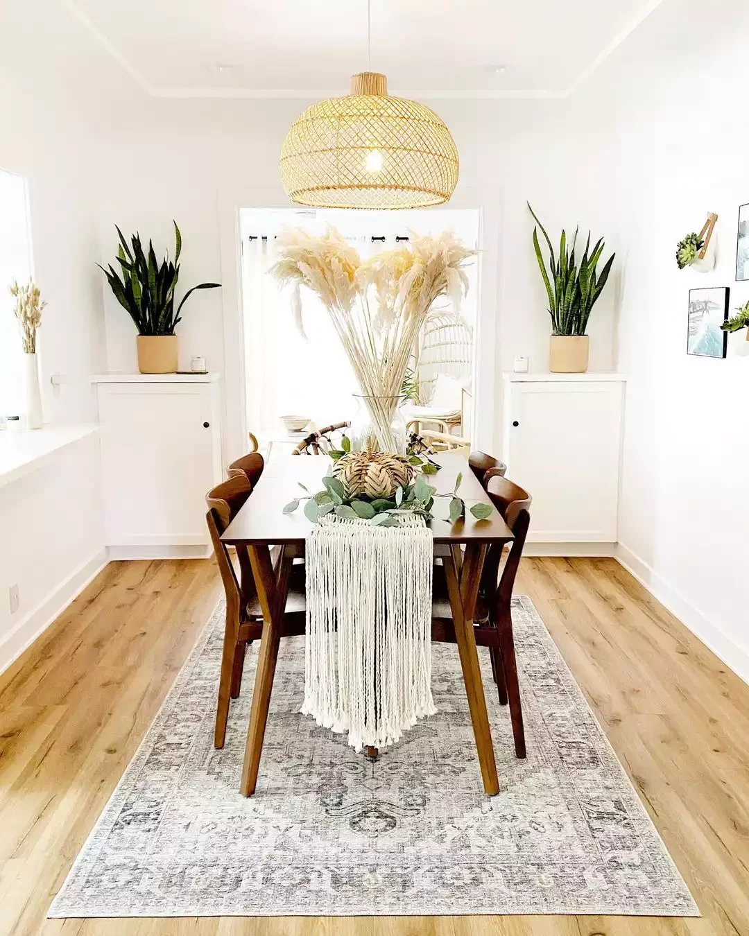 62 Stunning Thanksgiving Table Ideas That Will Wow Your Guests 40 Boho-Style Table Setting