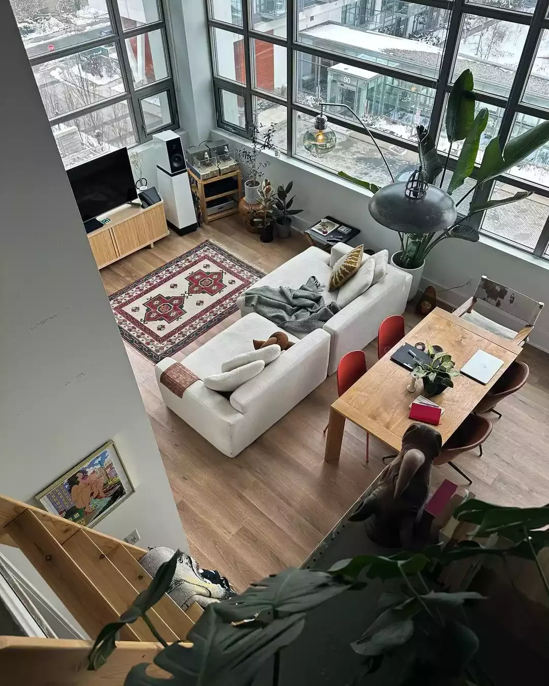 20 Stunning Ways to Transform Your Loft Into a Cozy Home 12 Bohohemian-Style Loft