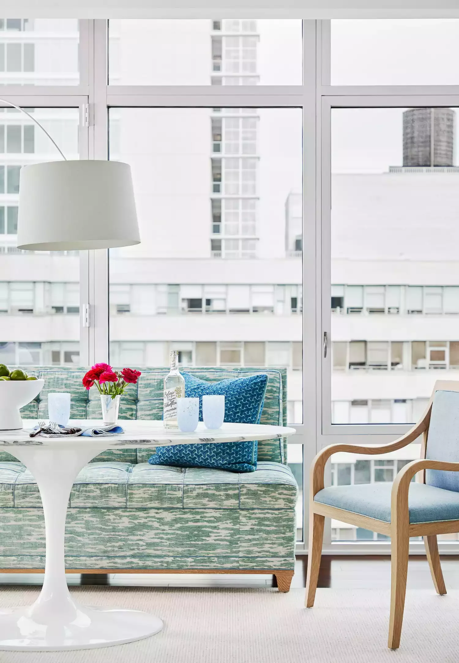 30 Cozy Breakfast Nook Ideas That'll Transform Your Morning Routine Bright Modern Breakfast Nook