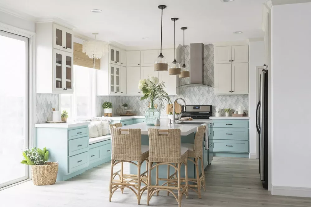 20 Beautiful Coastal Kitchen Designs That Will Transform Your Home 6 Brighten It Up