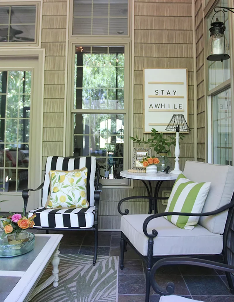 62 Stunning Screen Porch Ideas to Create the Perfect Indoor-Outdoor Retreat Bring Old Hollywood Glam