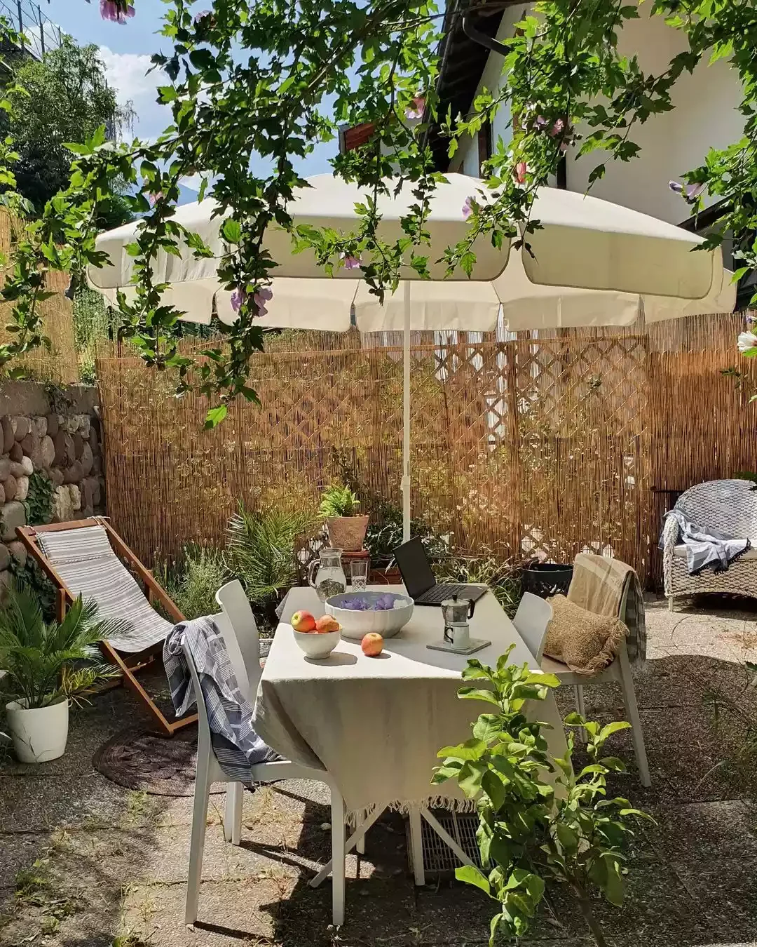 12 Brilliant Ways to Hide Your Trash Cans and Beautify Your Home Bring in Bamboo Fencing
