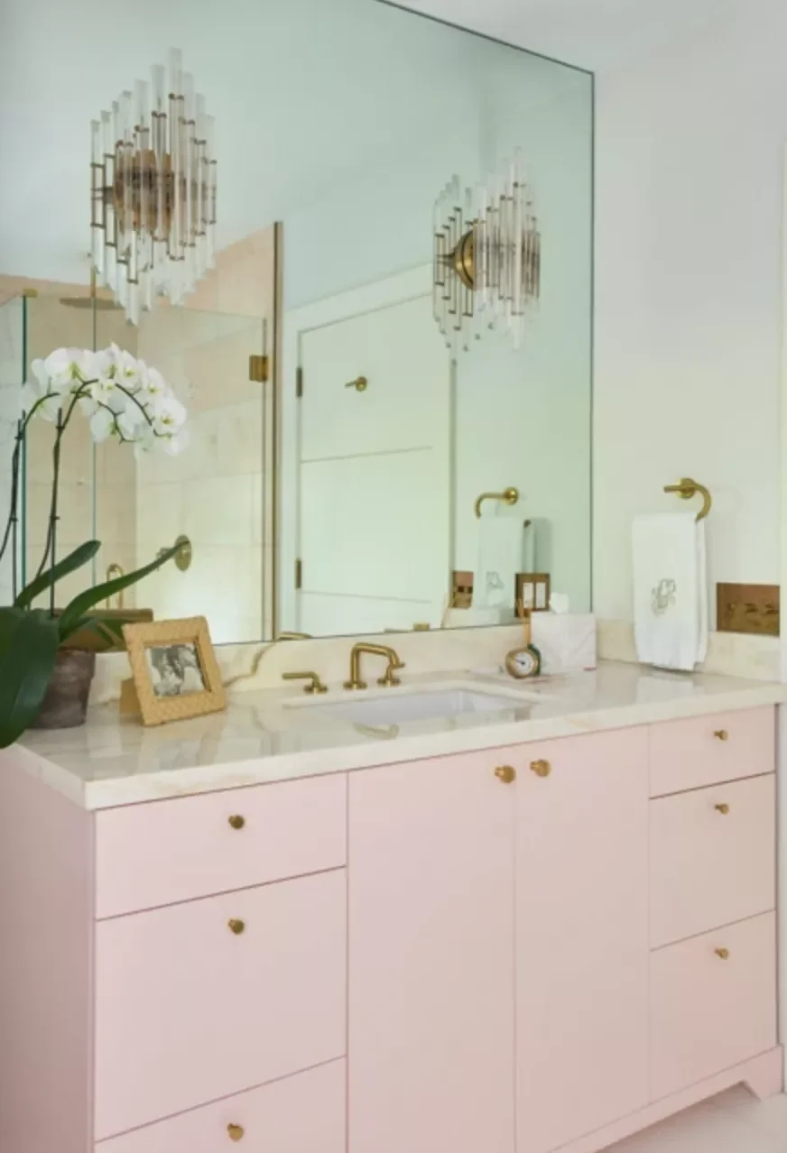 42 Bold Bathroom Color Ideas That Transform Small Spaces Into Stunning Retreats 2 Bubblegum Pink