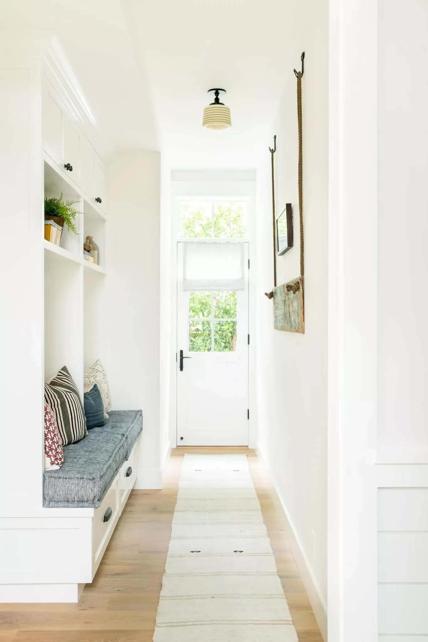 20 Clever Entryway Shoe Storage Solutions That Actually Work Build a Bench