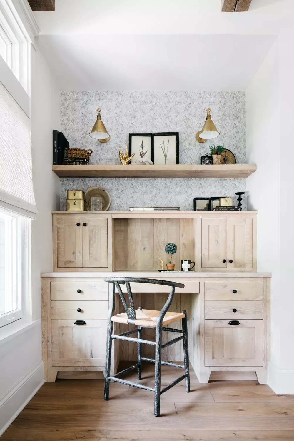 28 Multi-Purpose Office Guest Room Ideas to Create Your Perfect Hybrid Space 23 Build a Custom Workspace