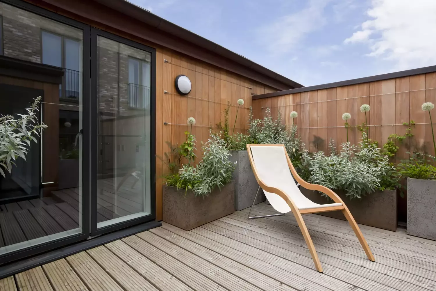 21 Creative Ways to Add Privacy to Your Deck Retreat 2 Build a Solid Wall
