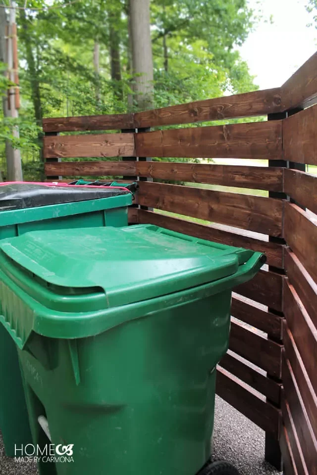 12 Brilliant Ways to Hide Your Trash Cans and Beautify Your Home Build a Wooden Privacy Screen