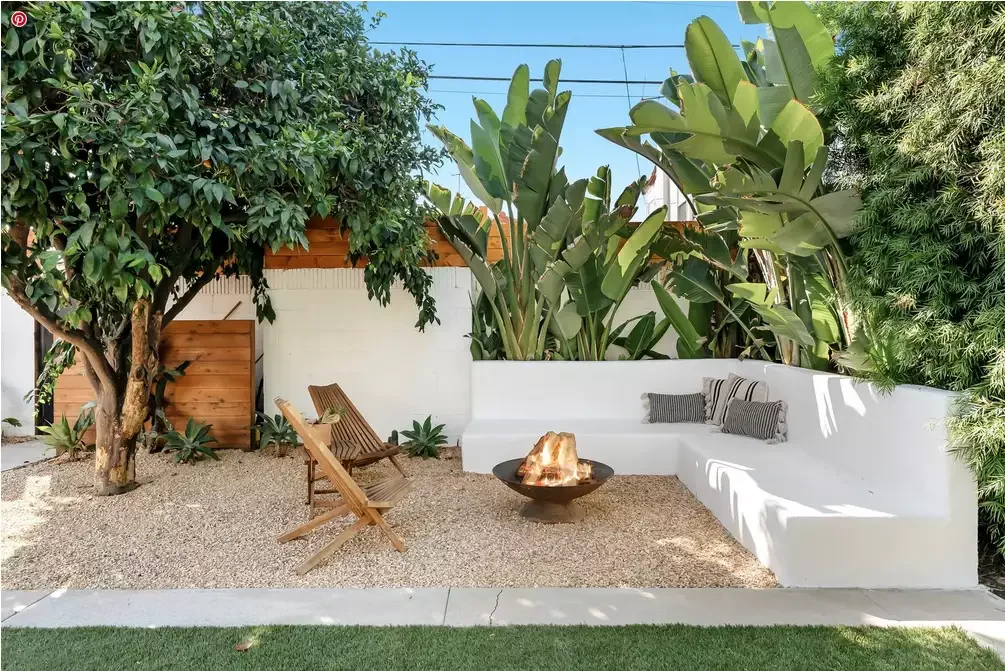 57 Stunning Backyard Transformation Ideas to Create Your Perfect Outdoor Retreat Built-In Banquette