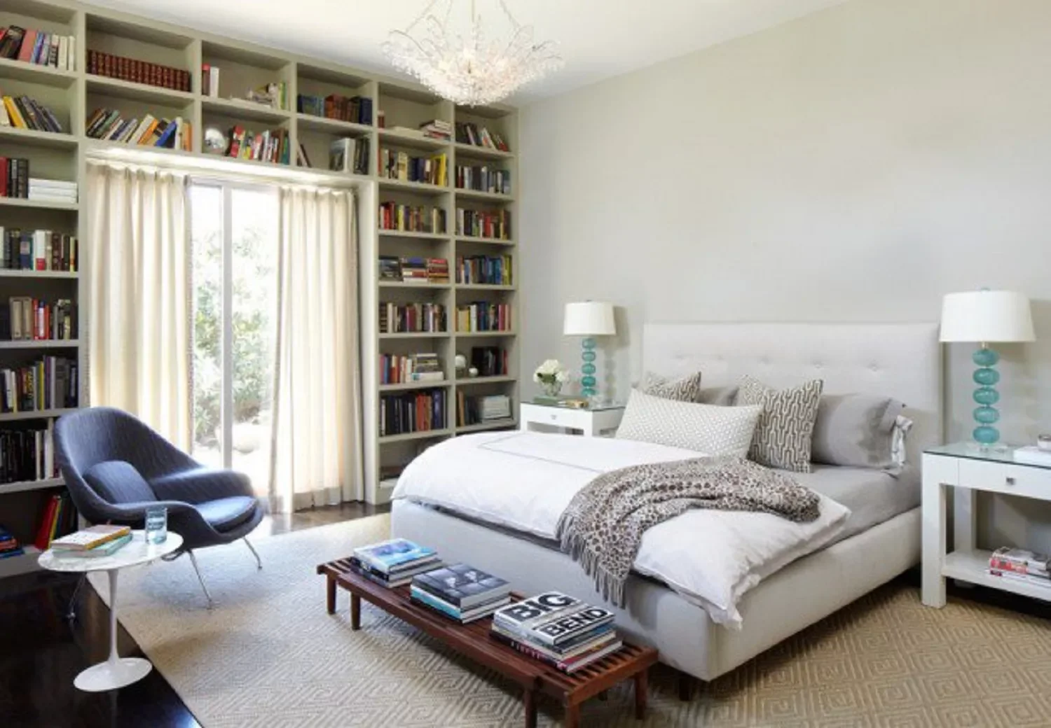 27 Stunning Midcentury Modern Bedroom Ideas That Will Transform Your Space 24 Built-In Bookcases
