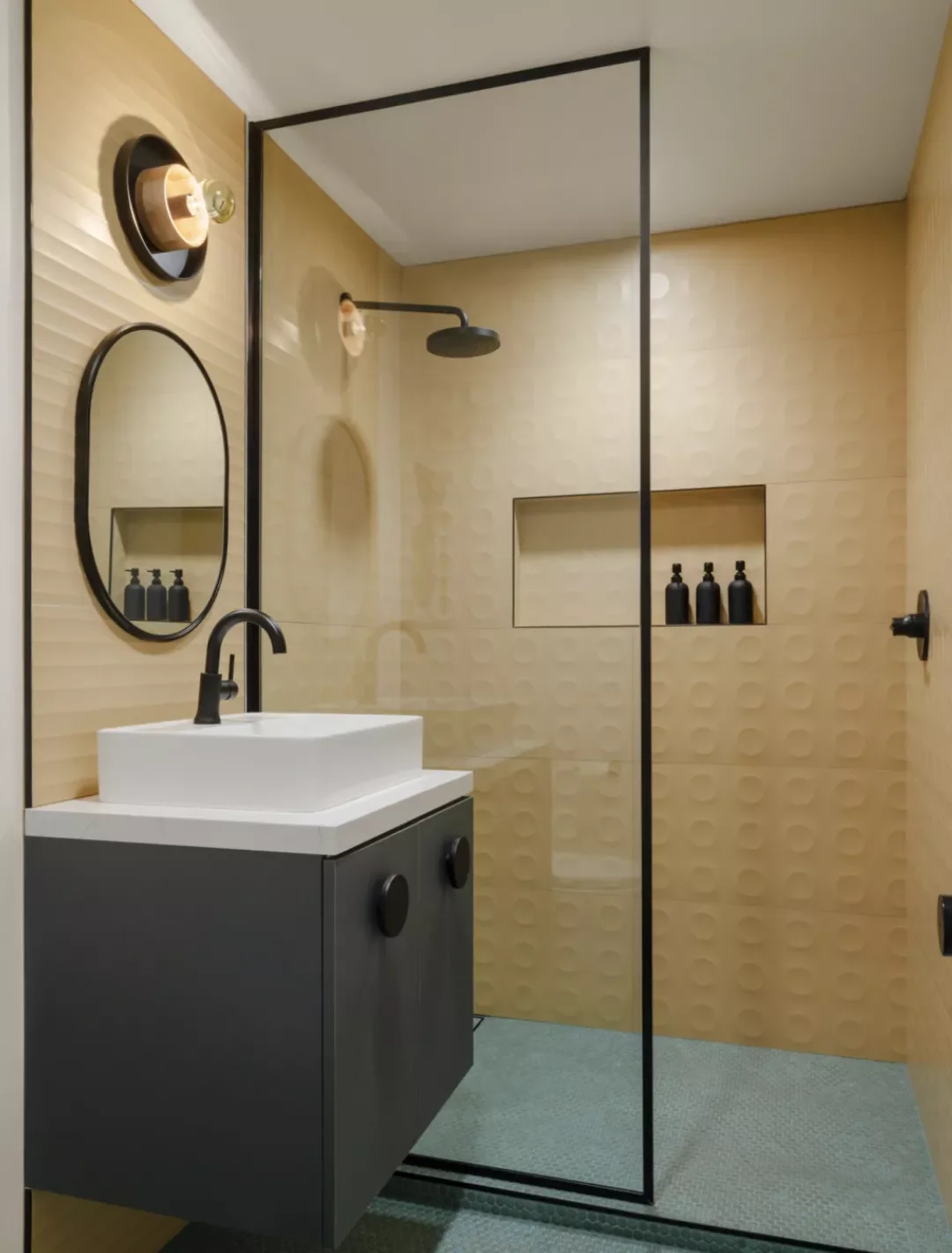 42 Bold Bathroom Color Ideas That Transform Small Spaces Into Stunning Retreats 33 Butter Yellow and Mint Green