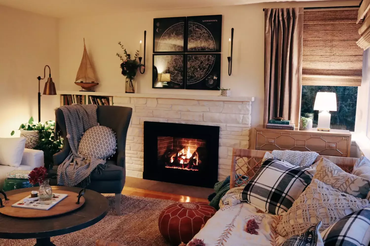 23 Cozy Den Ideas That'll Make You Never Want to Leave By the Fire