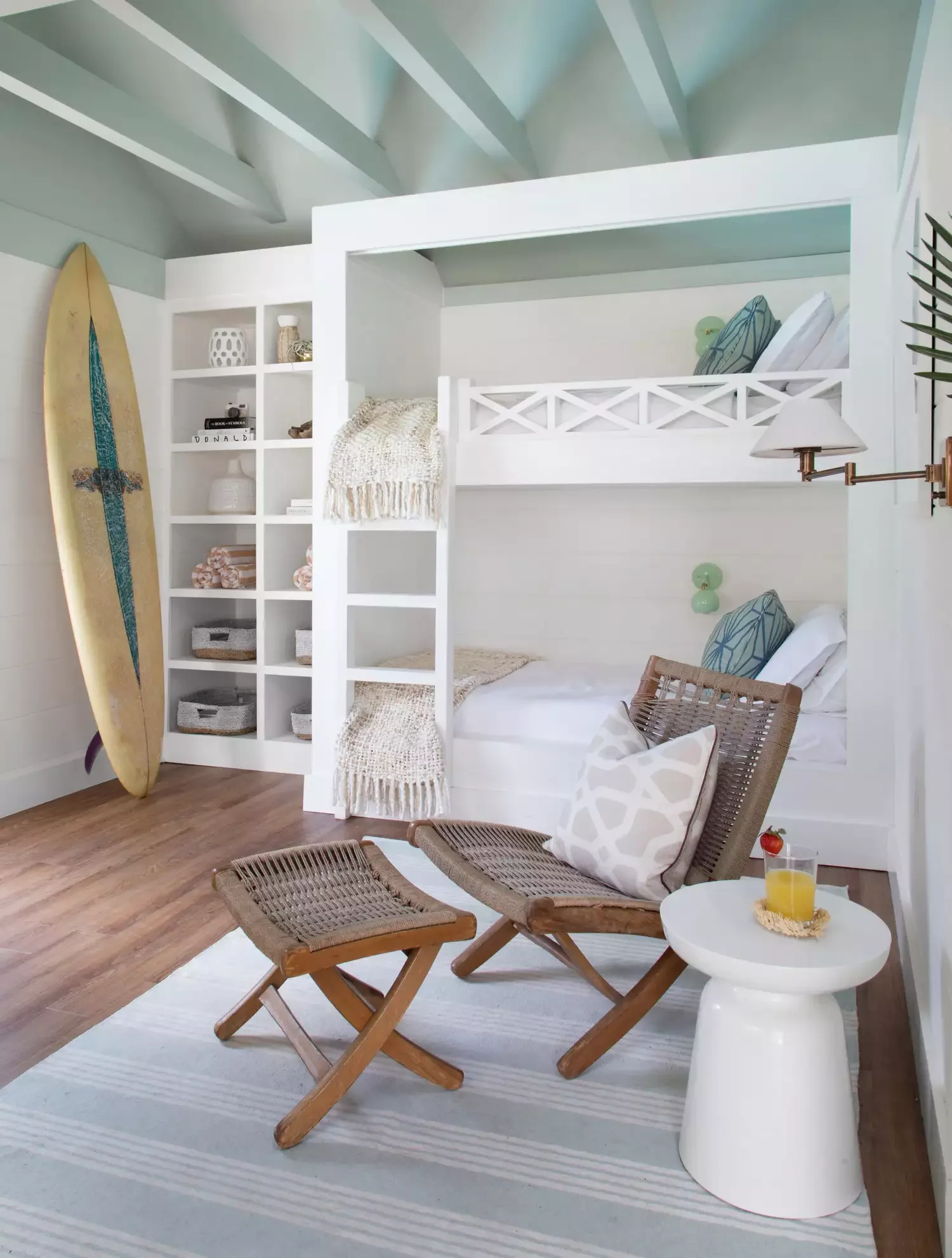 25 Amazing Bunk Room Designs That Work for Every Age 11 Cabana
